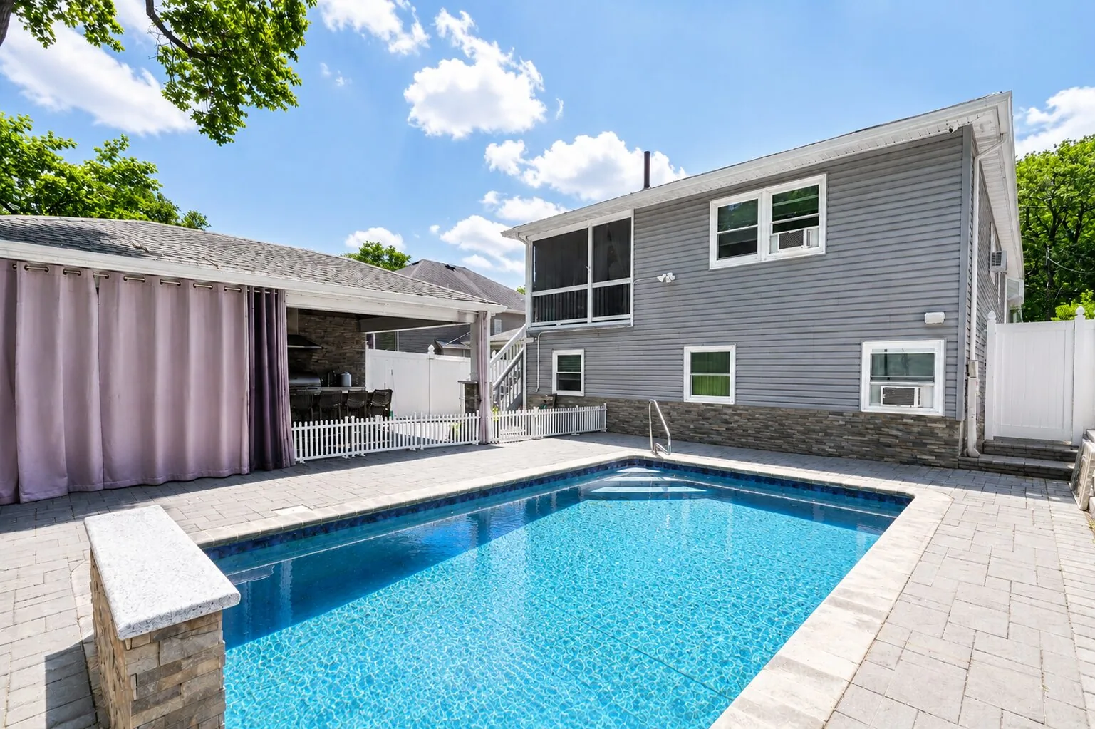 127 Madsen Avenue photo 3