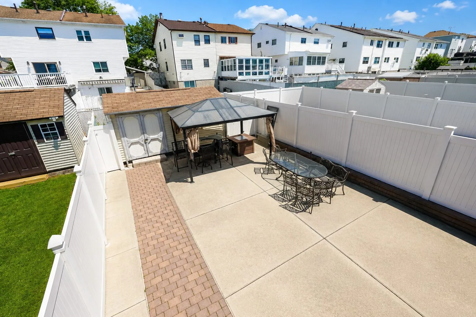 19 Shotwell Avenue photo 10