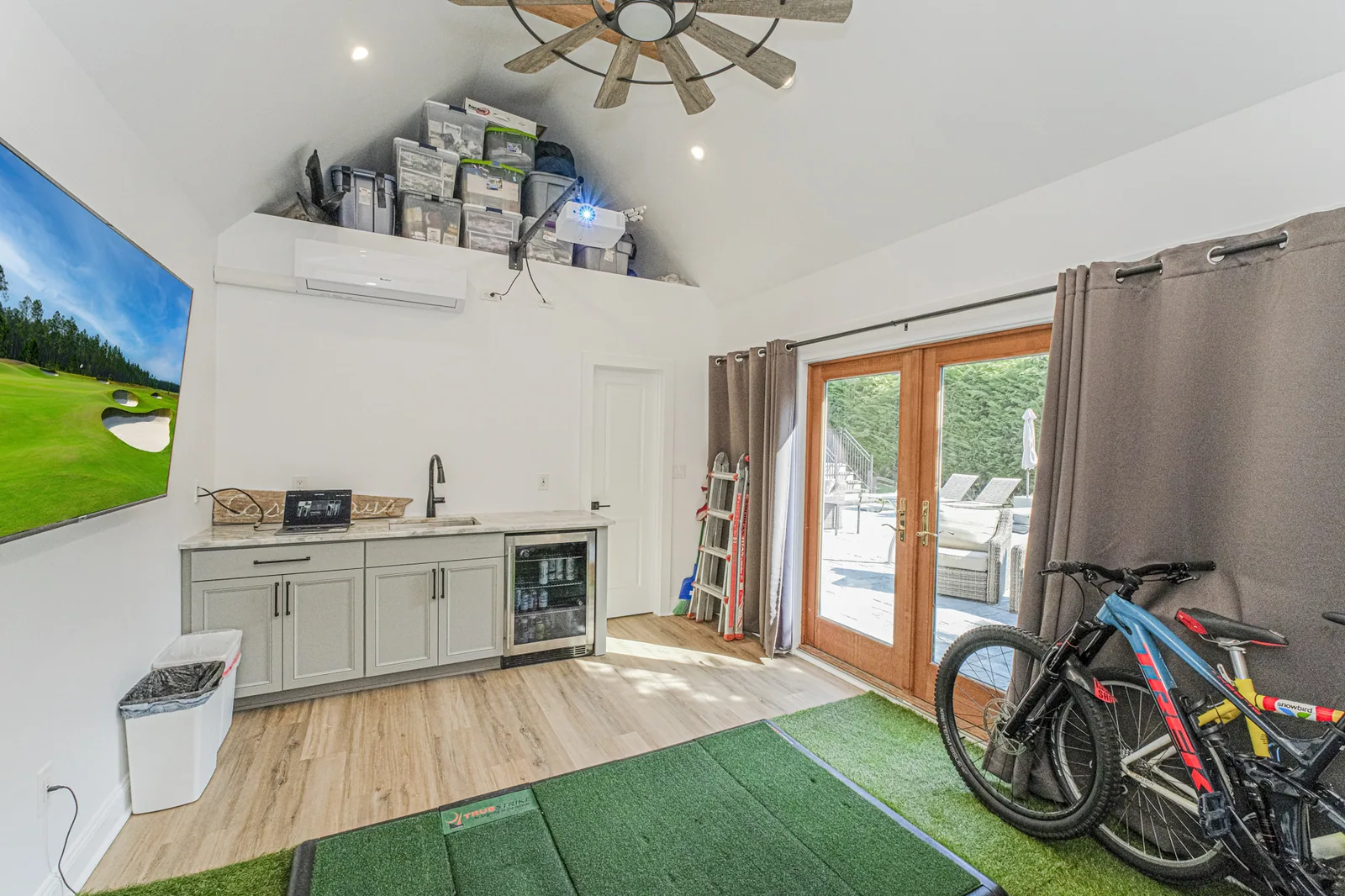 84 Elwood Place photo 23